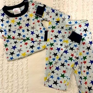 Star-print Hanna Andersson kids pajamas. Size 120/6-7.